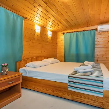 Likya Yanartas Bungalows Homestay Cirali